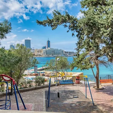 Stylish Balluta Bay Scape, 3bd * Sliema
