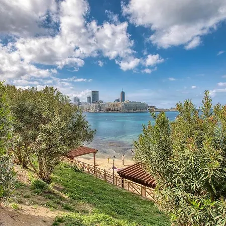 Stylish Balluta Bay Scape, 3bd Sliema