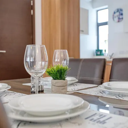 Stylish Balluta Bay Scape, 3bd Sliema