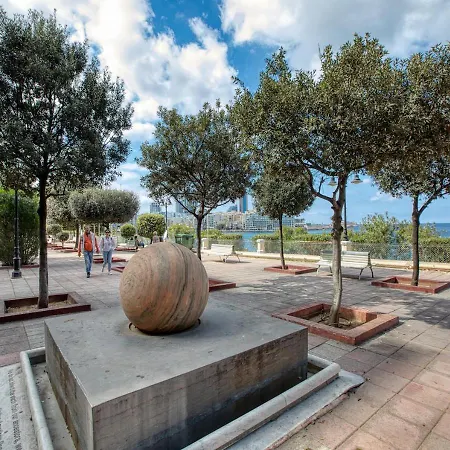 Stylish Balluta Bay Scape, 3bd Sliema