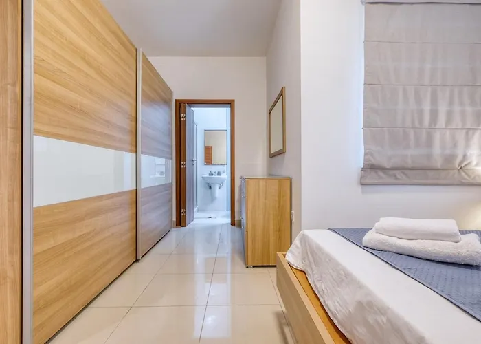 شقة Stylish Balluta Bay Scape, 3bd *